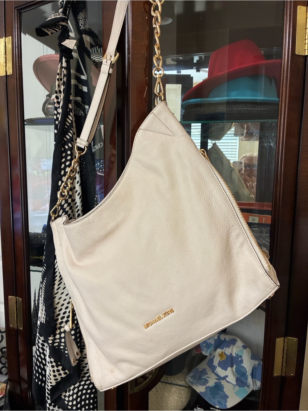 Michael Kors Pebbled Leather Shoulder Hobo,Light BlusH, w/Dusty, JUICY NWT charm